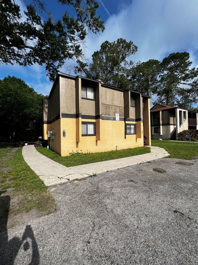Building Photo - 5144 Westchase Ct