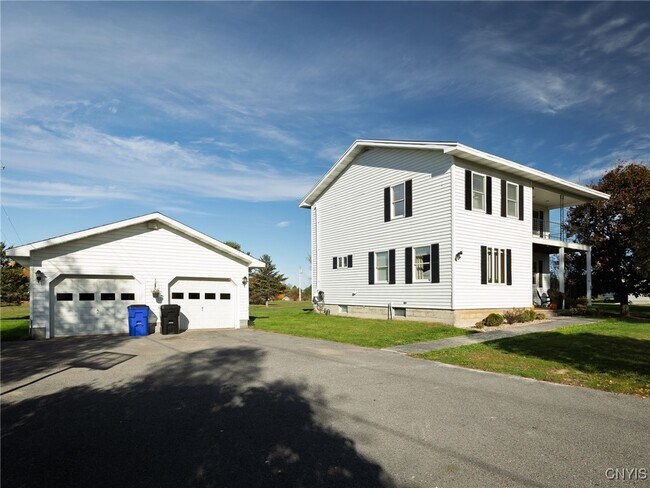 Foto del edificio - 35749 Sayre Rd