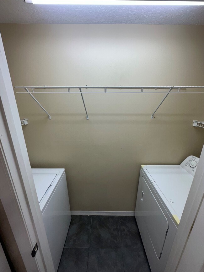 Foto del edificio - 25205 Harbour Vista Cir