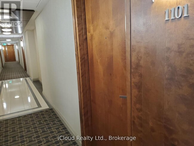 Building Photo - 55 Strathaven Dr