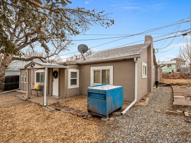 Photo - 2 Bed 1 Bath House in Westwood Neighborhood