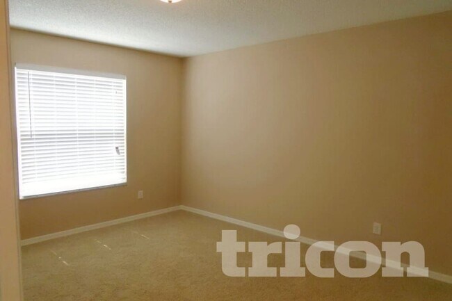 Building Photo - 5544 Elizabeth Rose Square