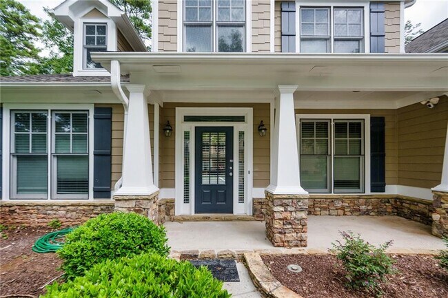 Building Photo - 3999 Grand Park Dr NE
