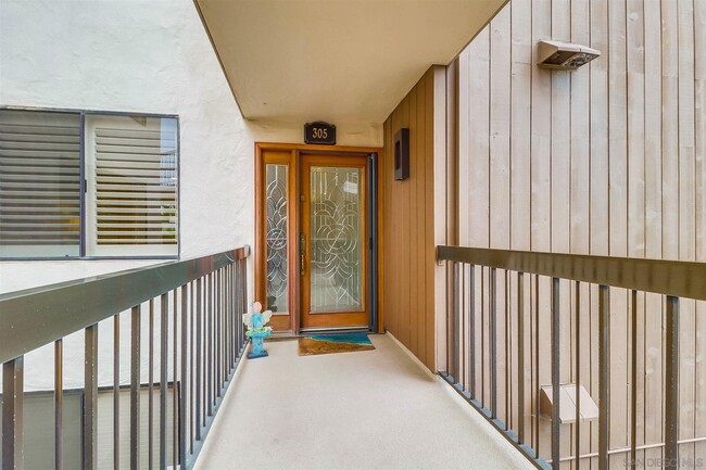 Building Photo - 1145 Pacific Beach Dr