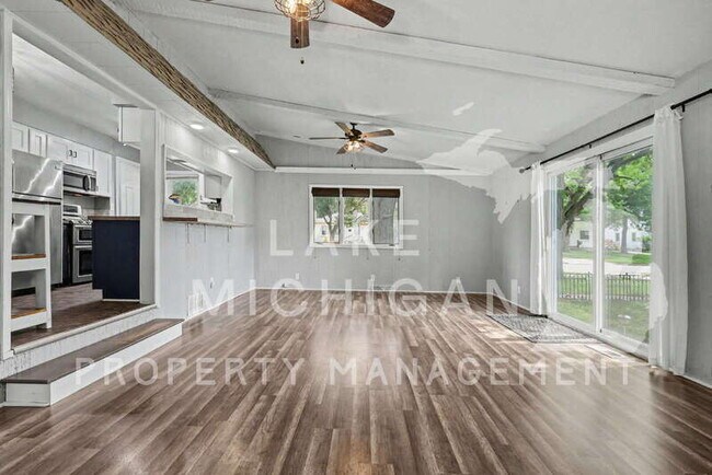 Foto del edificio - 704 Buckingham St SW