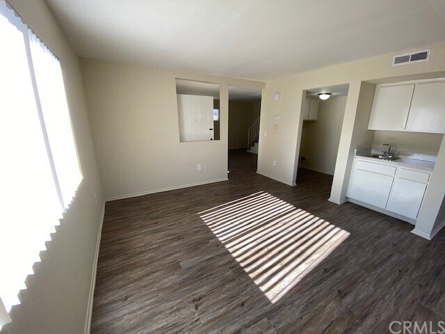 Building Photo - 8091 Graziadio Dr