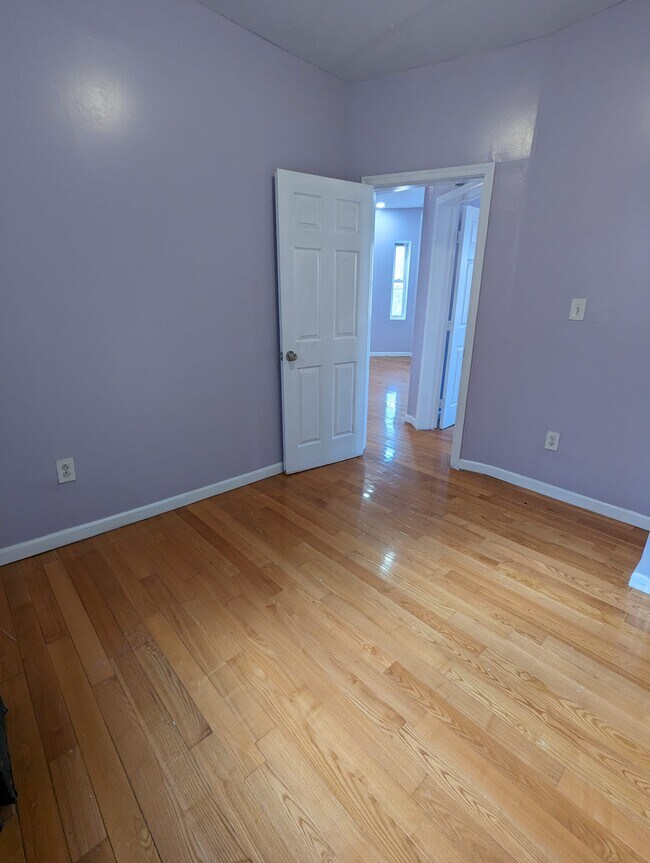 90 2nd Avenue Apt 4 - 94 2nd Ave