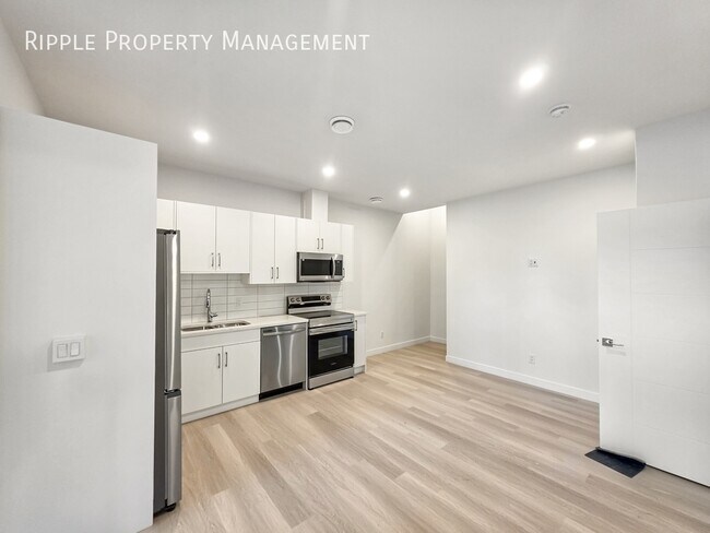 Building Photo - BRAND NEW 2 BEDS, 1 BATH BASEMENT SUITE | SEPARATE UTILITIES | PETS FRIENDLY
