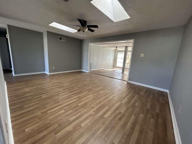 Foto del edificio - 4203 38th St