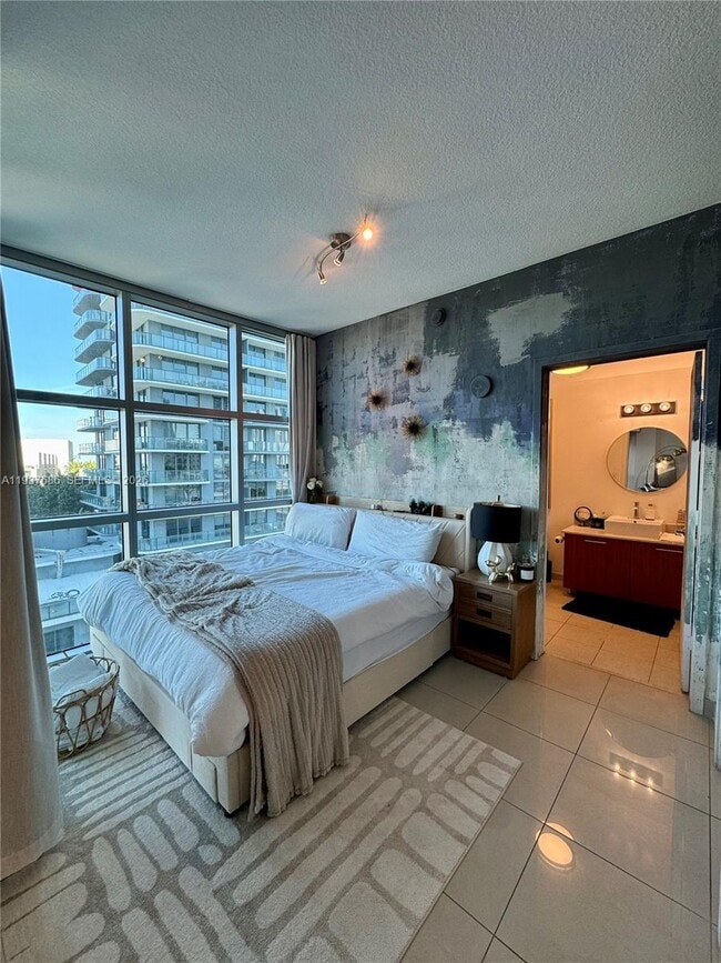 Building Photo - 3301 NE 1st Ave