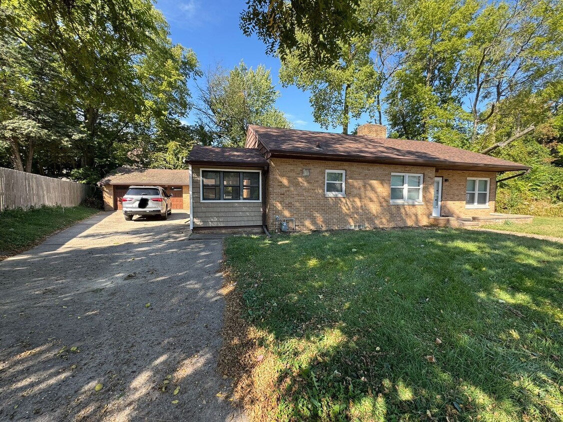 Primary Photo - 3 Bedroom | 1.5 Bathroom | 3-Car Garage | ...