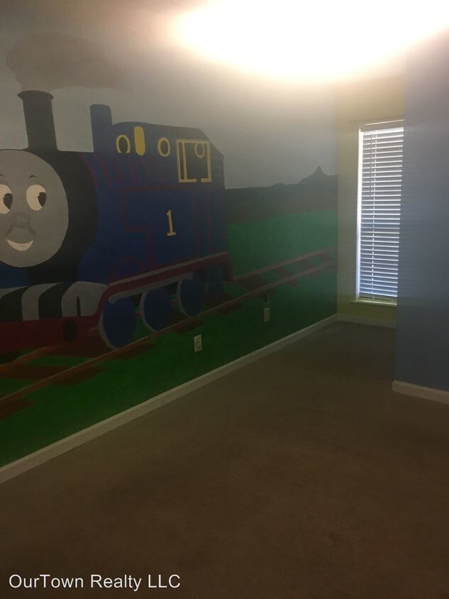 Building Photo - 3512 Royal Carriage Dr