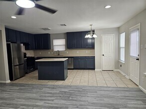Building Photo - 1130 Concord Pl