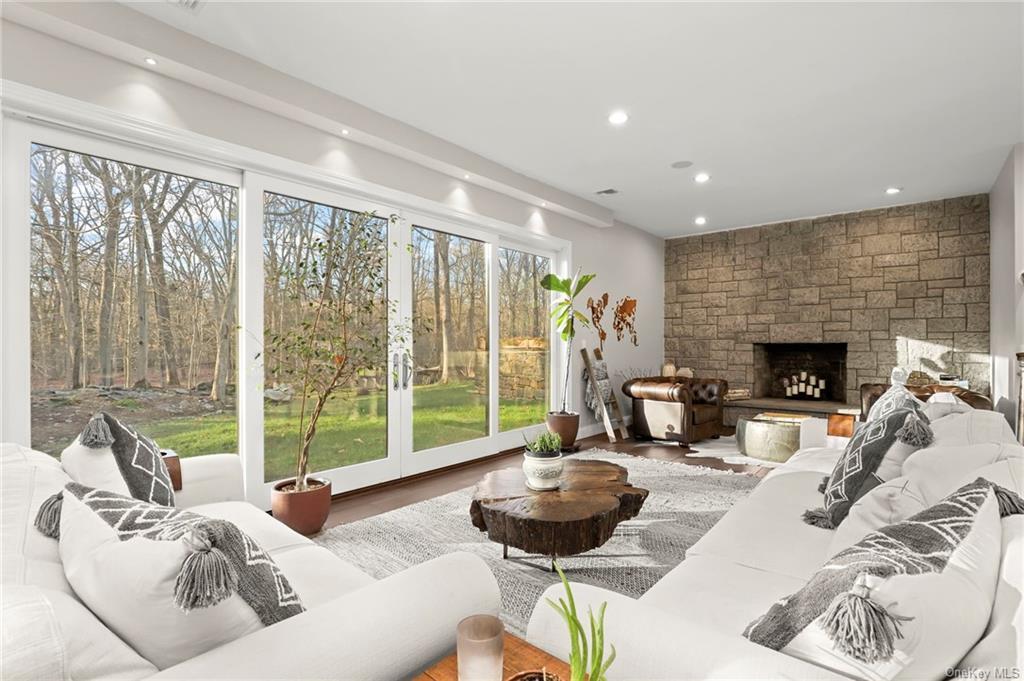 Foto principal - 442 Riversville Rd
