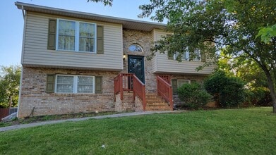Building Photo - 131 Brookside Pl