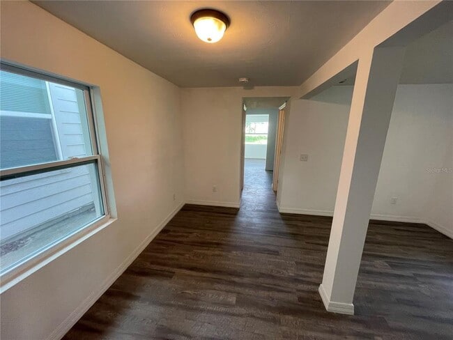 Foto del edificio - 1224 SE 10th St