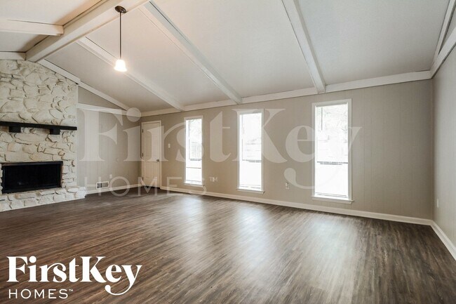 Foto del edificio - 6030 Elk Grove Rd