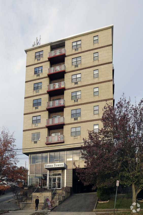 Primary Photo - Tireno Towers