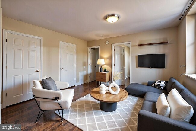 Foto del edificio - 443 Fairmount Ave