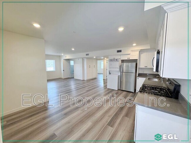 Foto del edificio - 10505 Hawthorne Blvd
