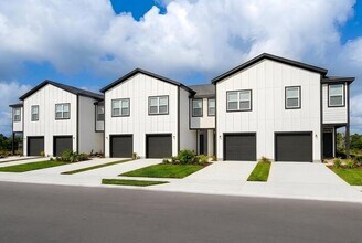 Building Photo - 8670 Elmo Ln
