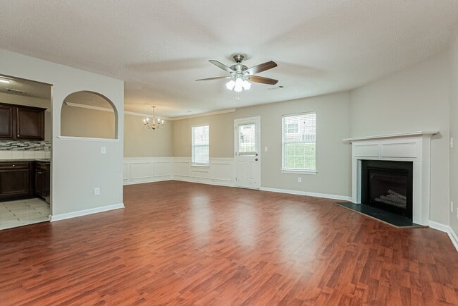 Building Photo - 75 Colser Drive