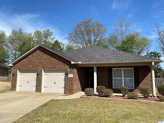 Building Photo - 128 Somerset Park Dr