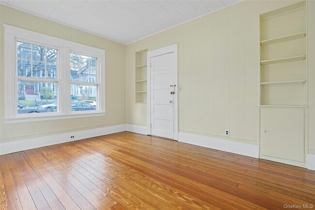 Foto del edificio - 105 S Broadway