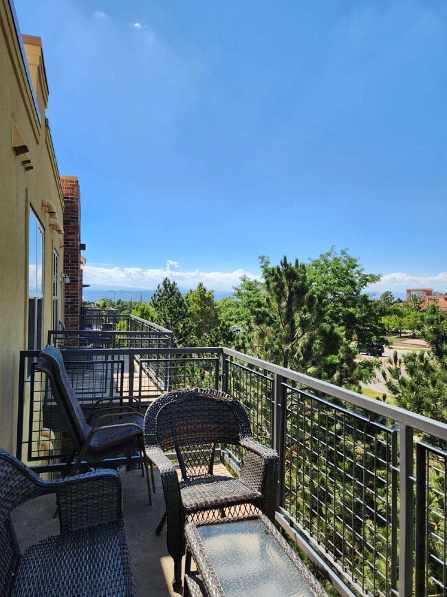 Photo - Beautiful Updated 2-Bedroom, 2 Full Bathroom Mid-Rise Condo Available ASAP!