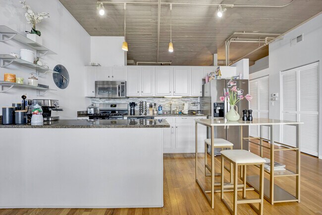 Foto del edificio - 1525 S Sangamon St