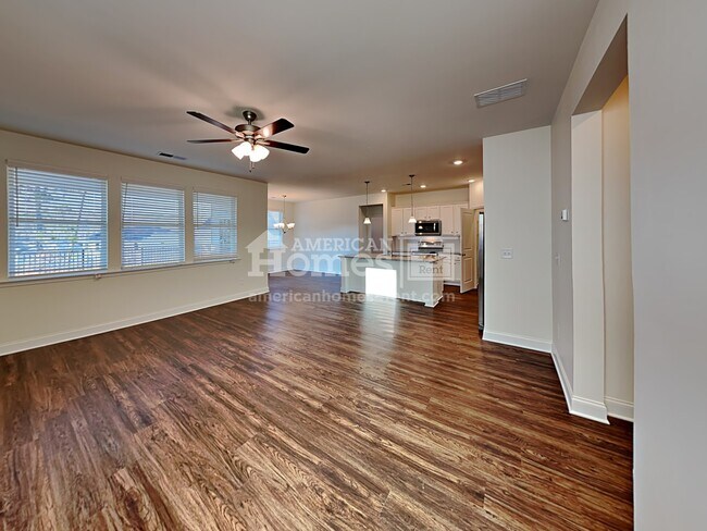 Building Photo - 537 Slew Drive