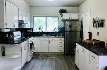 Building Photo - 707 E 50 S