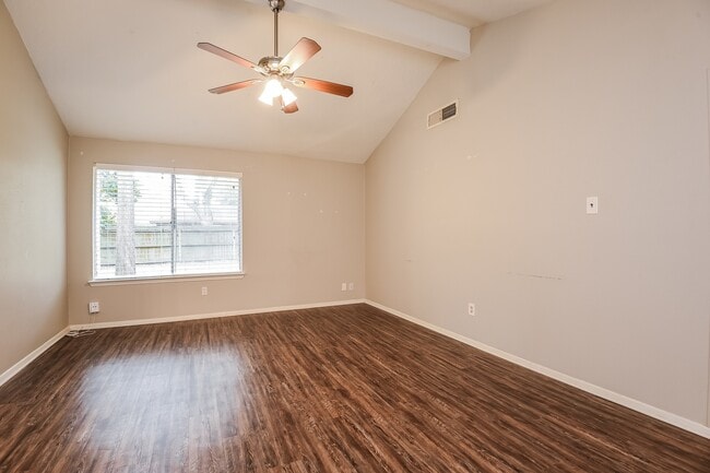 Building Photo - 2718 N Brompton Dr