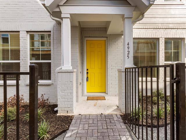 Building Photo - 4925 Ivy Charm Way