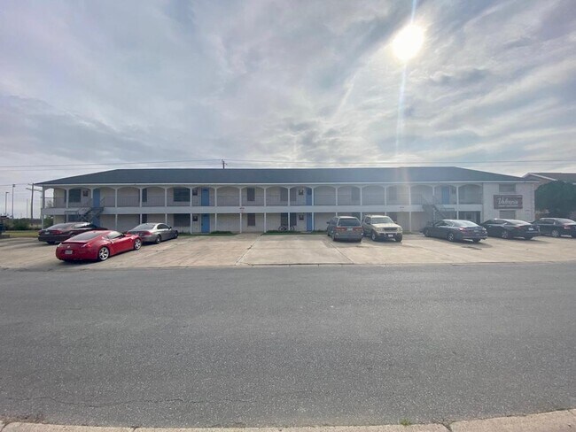 Foto del edificio - 3030 Ashley Pl