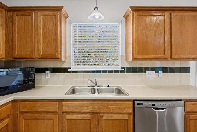 Foto del edificio - 4420 Destinys Gate Dr