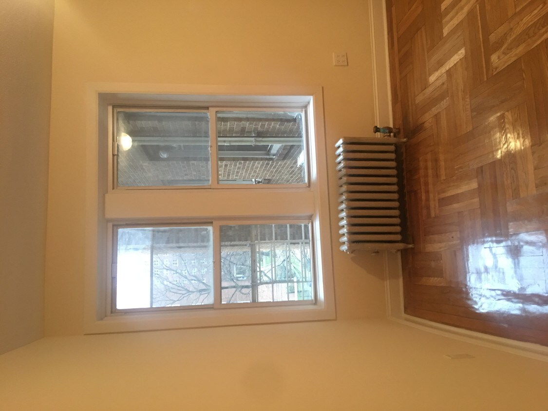 Foto principal - 140-10 Franklin Ave
