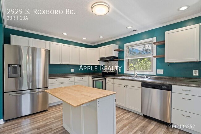 Foto del edificio - 2929 S Roxboro St