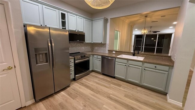 Foto del edificio - 3342 Covered Bridge Dr W