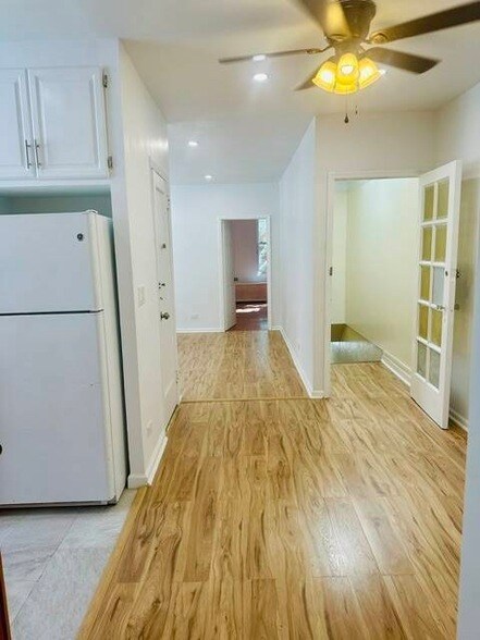 Foto del edificio - 351 E 91st St