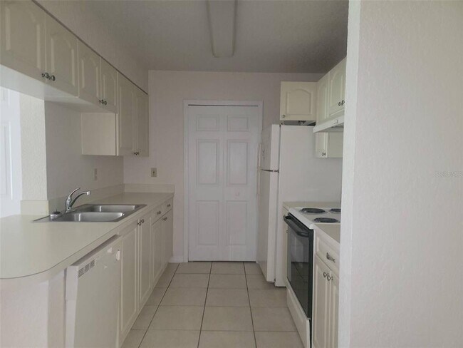 Foto del edificio - 2550 N Alafaya Trail