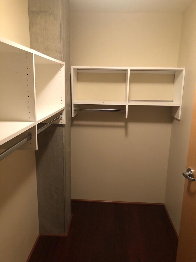 closet space - 1221 SW 10th Ave