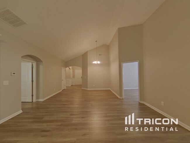 Foto del edificio - 114 Biscayne Terrace