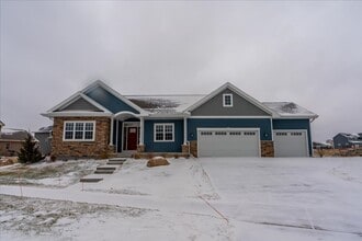 Building Photo - 525 Dragon Willow Ln