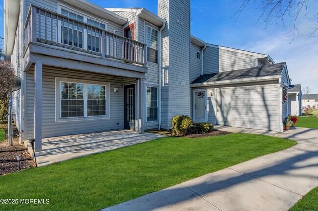 Building Photo - 435 Hancock Pl