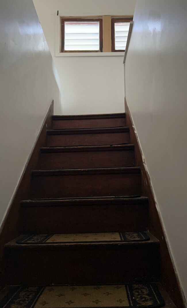 Foto del edificio - 1625 North Market Street, Unit Attic