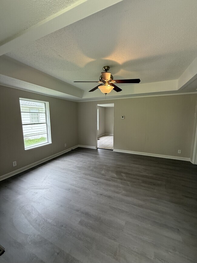 Foto del edificio - 531 W Lake Dr