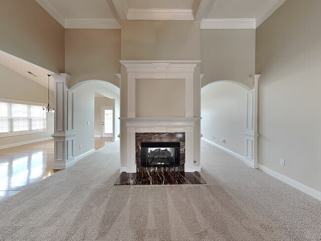 Building Photo - 412 Icicle Ct