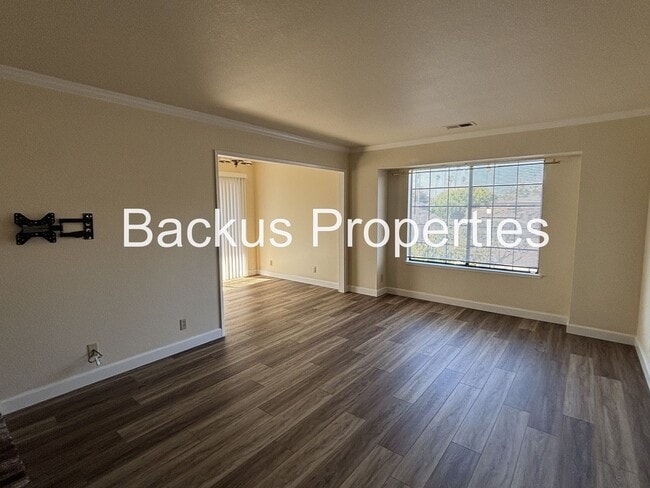 Building Photo - Nice two bedroom condo in Westwood gated community
