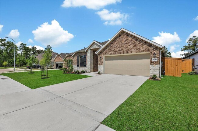 Foto del edificio - 15415 Surrey Pines Ln